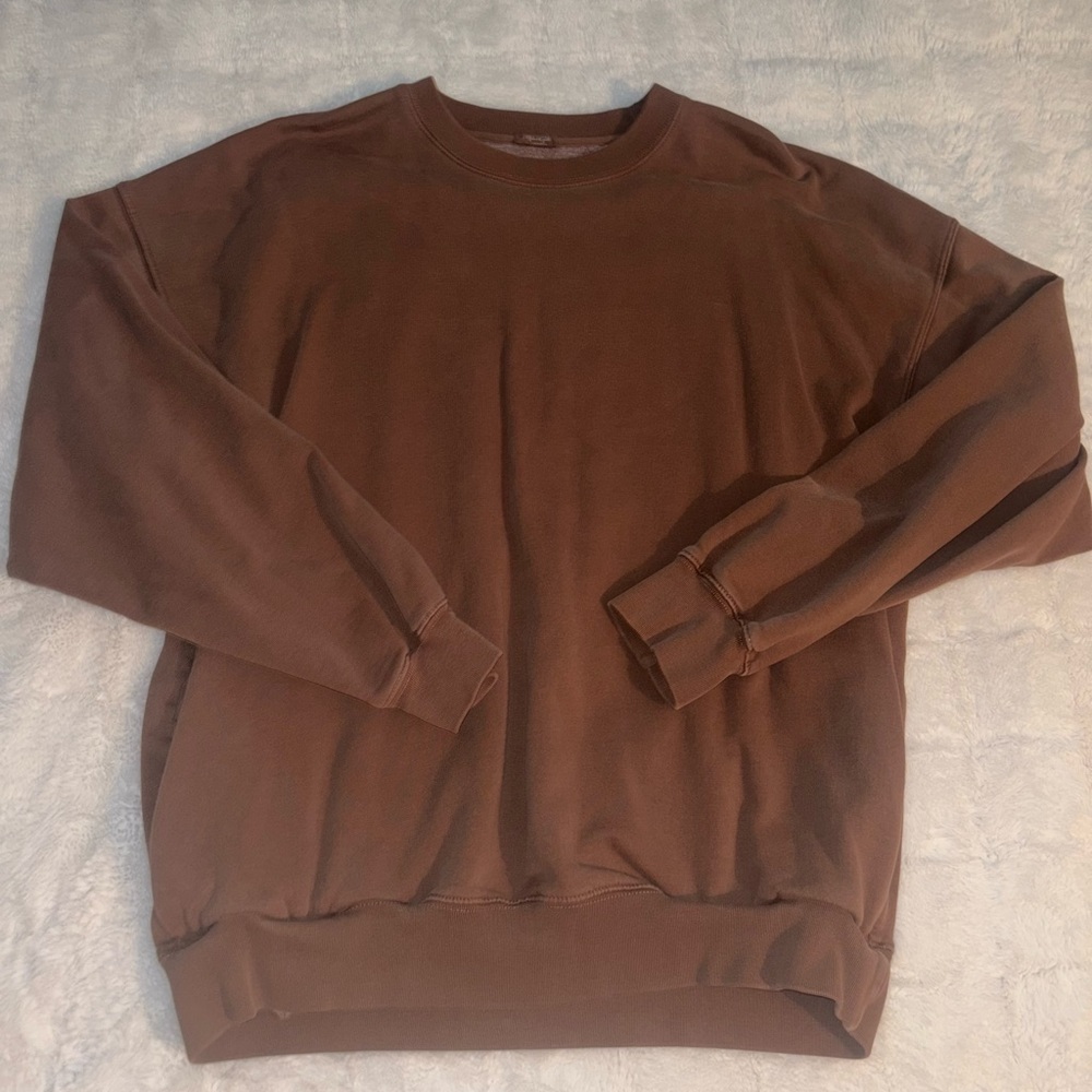 Brandy Melville Brown Crewneck Classic Pullover